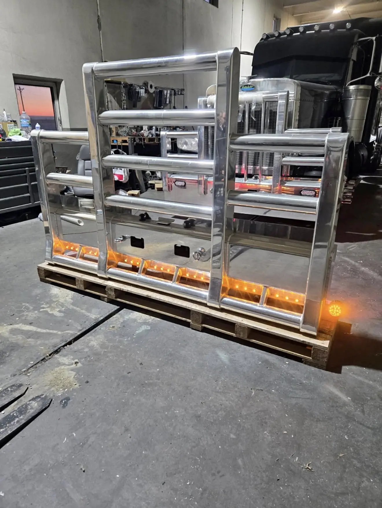 177190229978254.webp Super Road Train HERD for Peterbilt 389 589 CUSTOMIZED!!!! - Image 1