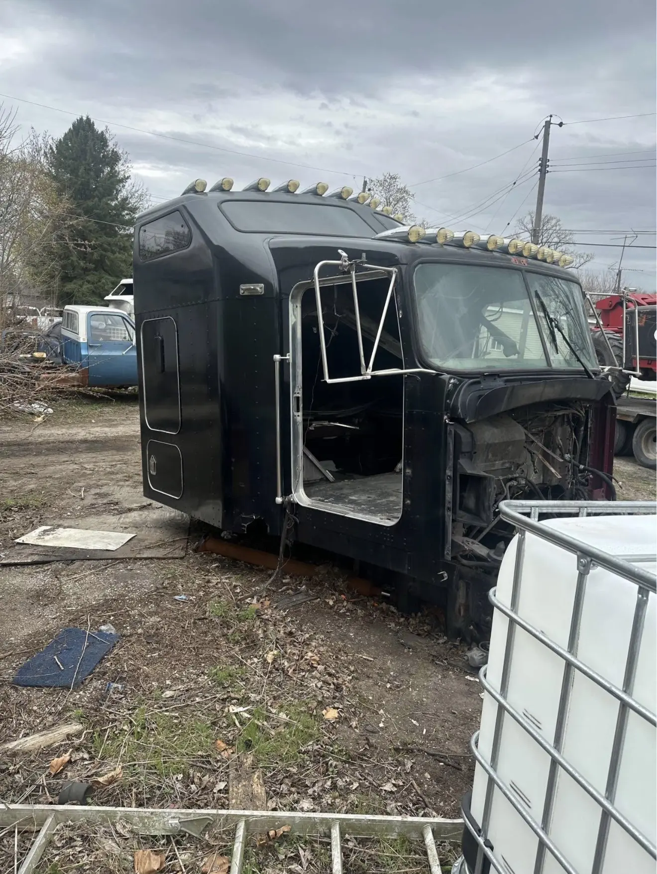 177331301887746.webp Kenworth W 900 cab and sleeper - Image 1