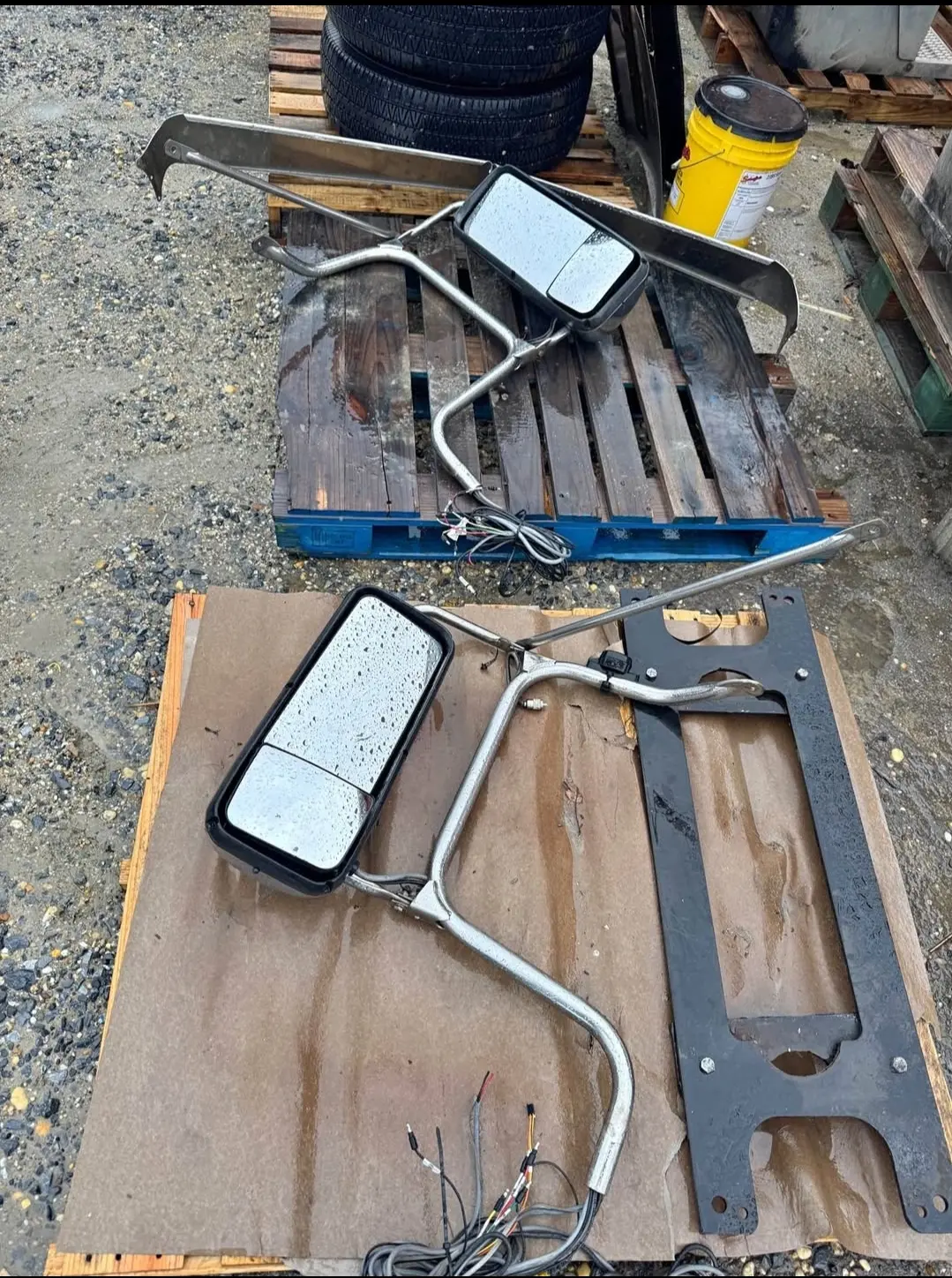 177335999089189.webp Peterbilt cab mounted mirrors - Image 1