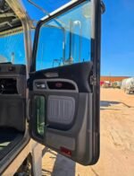 2020 Peterbilt 389 / 379 / 388 / 386 Doors – Left & Right - Image 7