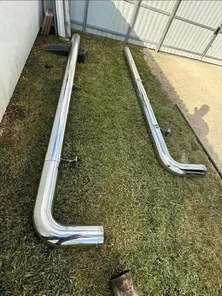 WhatsApp Image 2026-08-17 at 04.03.21 Peterbilt 389 7"Peterbilt 389 7" Dynaflex ChromeExhaust Kit - Image 1